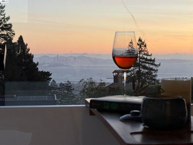 1024 Grizzly Peak Blvd, Berkeley, CA 94708