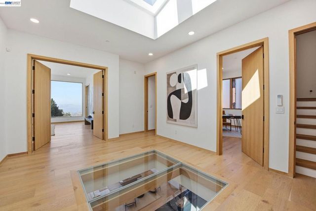 1024 Grizzly Peak Blvd, Berkeley, CA 94708