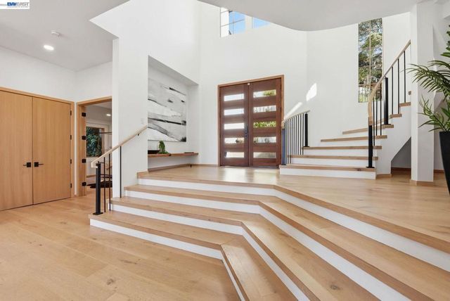 1024 Grizzly Peak Blvd, Berkeley, CA 94708