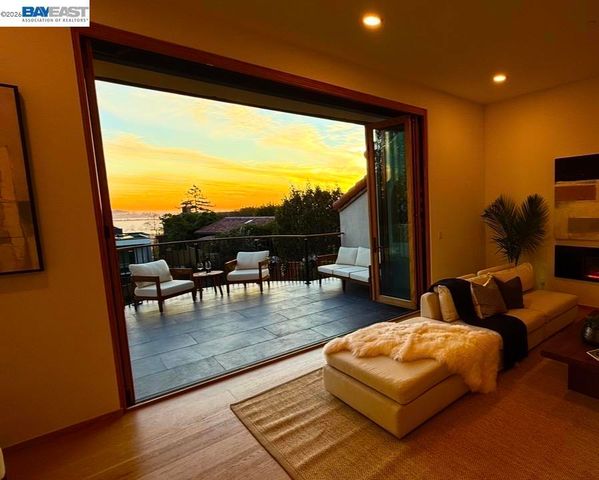 1024 Grizzly Peak Blvd, Berkeley, CA 94708