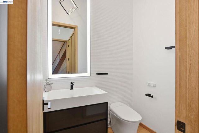 1024 Grizzly Peak Blvd, Berkeley, CA 94708