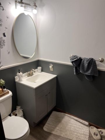 305 E STATE STREET, Iola, WI 54945