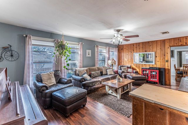 1605 Franklin Street, Weatherford, TX 76086