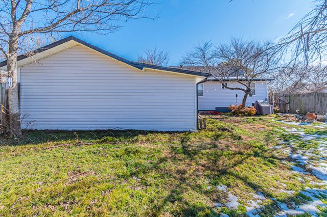 1605 Franklin Street, Weatherford, TX 76086