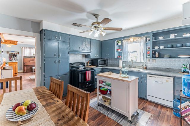 1605 Franklin Street, Weatherford, TX 76086