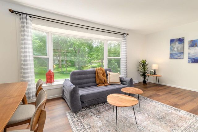 6817 Putnam Road, Madison, WI 53711