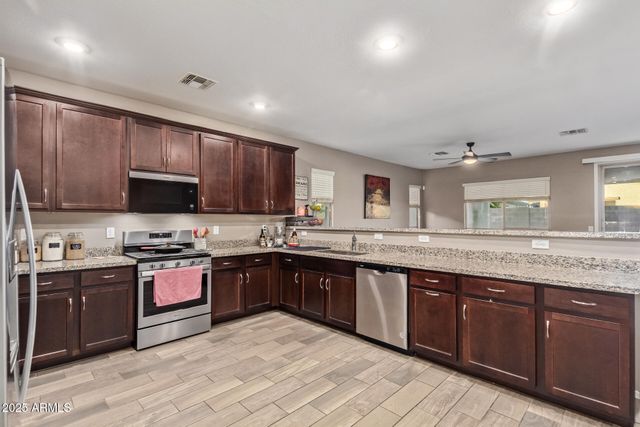 17142 W DIANA Avenue, Waddell, AZ 85355