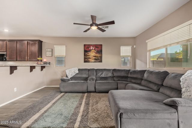 17142 W DIANA Avenue, Waddell, AZ 85355