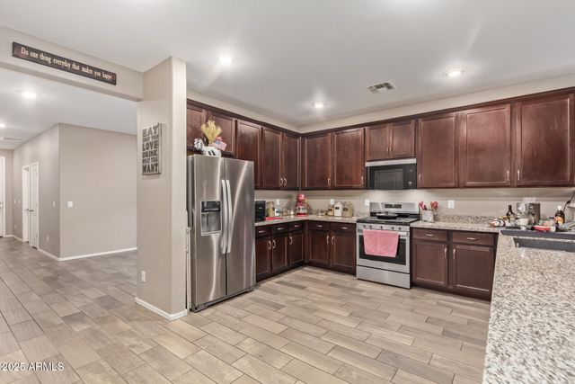 17142 W DIANA Avenue, Waddell, AZ 85355