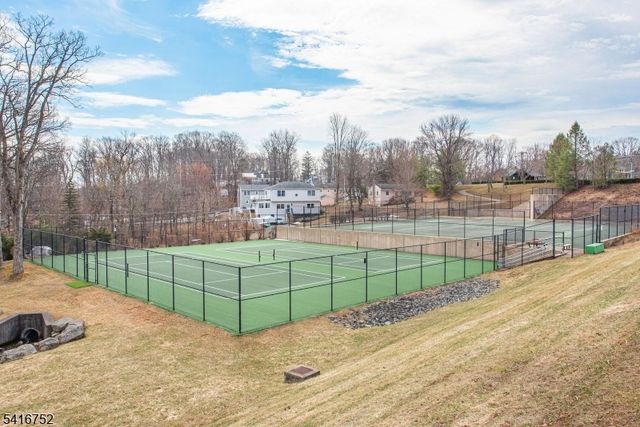 135 Breakneck Rd, Vernon Twp., NJ 07422