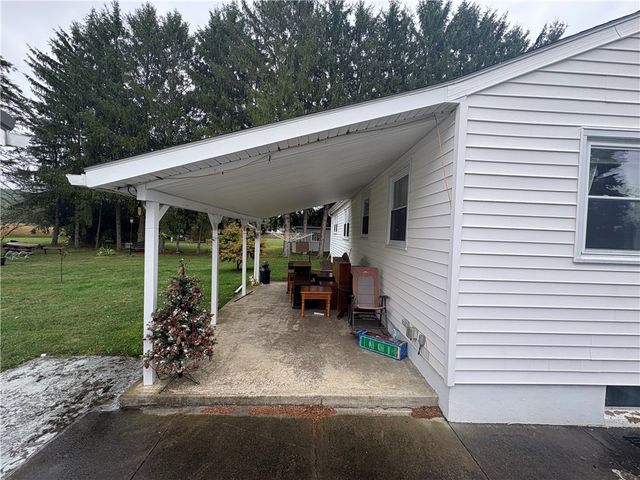 22 Ponderosa Drive, Big Flats, NY 14845