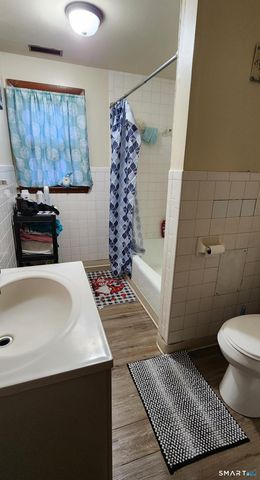 11 Bidwell Avenue, East Hartford, CT 06108