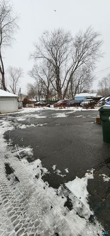 11 Bidwell Avenue, East Hartford, CT 06108