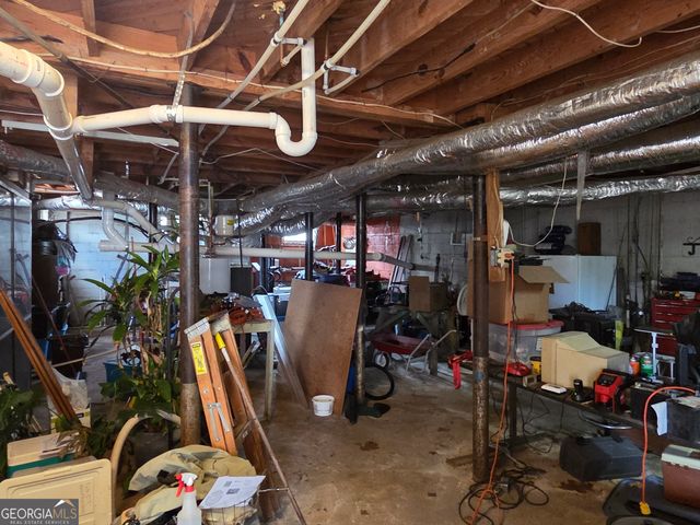 1100 N Parkwood Drive, Forest Park, GA 30297