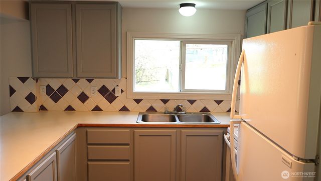 4484 SE Foss Road, Port Orchard, WA 98366