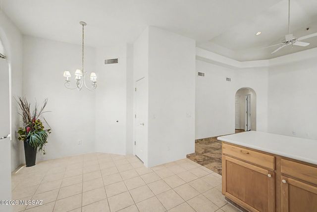 2423 W Via Di Silvio, Tucson, AZ 85741
