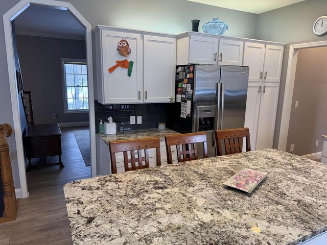 1270 McMahon Drive, Sun Prairie, WI 53590