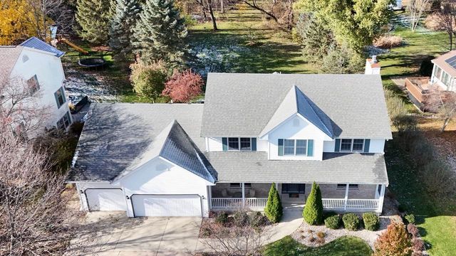 1270 McMahon Drive, Sun Prairie, WI 53590