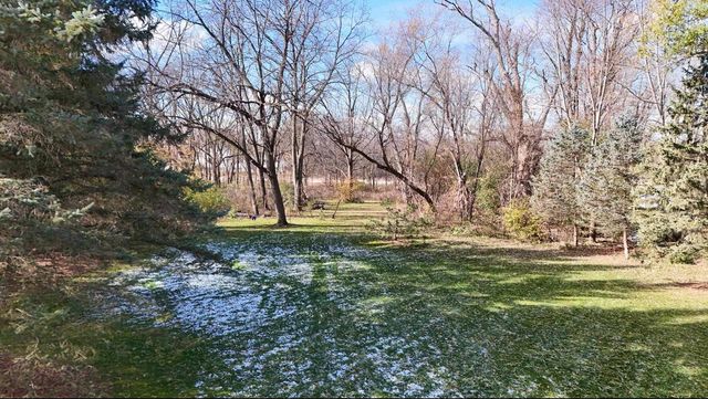 1270 McMahon Drive, Sun Prairie, WI 53590