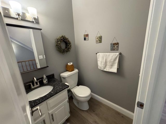 1270 McMahon Drive, Sun Prairie, WI 53590