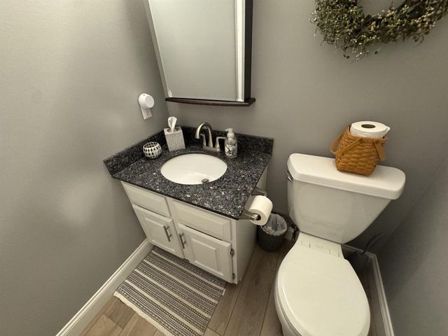 1270 McMahon Drive, Sun Prairie, WI 53590