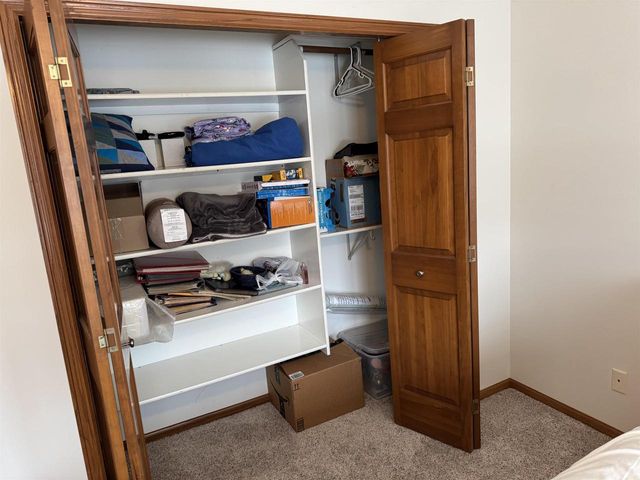 1270 McMahon Drive, Sun Prairie, WI 53590