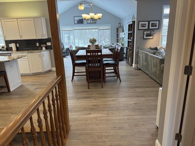 1270 McMahon Drive, Sun Prairie, WI 53590