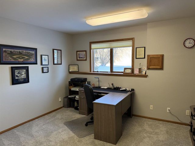 1270 McMahon Drive, Sun Prairie, WI 53590