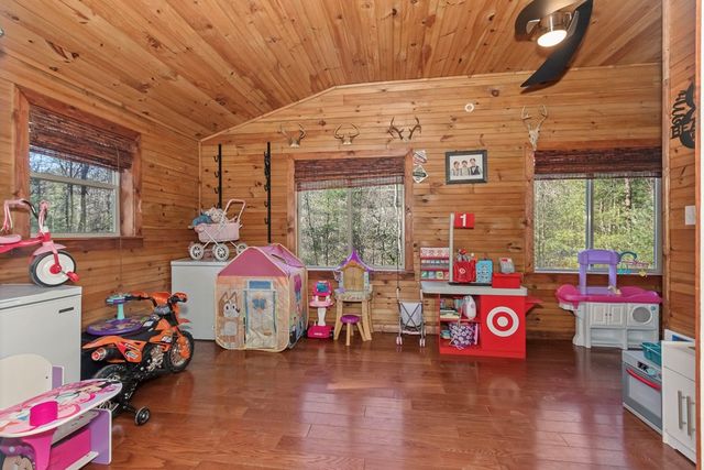 261 Shuler Mountain Road, Murphy, NC 28906