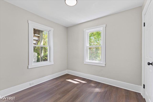 920 Premont Avenue, Waterford, MI 48328