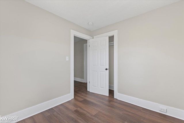 920 Premont Avenue, Waterford, MI 48328