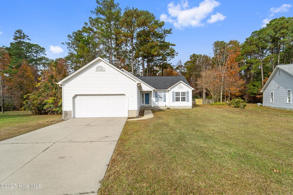 216 Borgo Court, Havelock, NC 28532