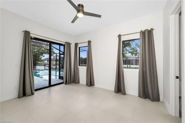1905 29th TER, Cape Coral, FL 33914