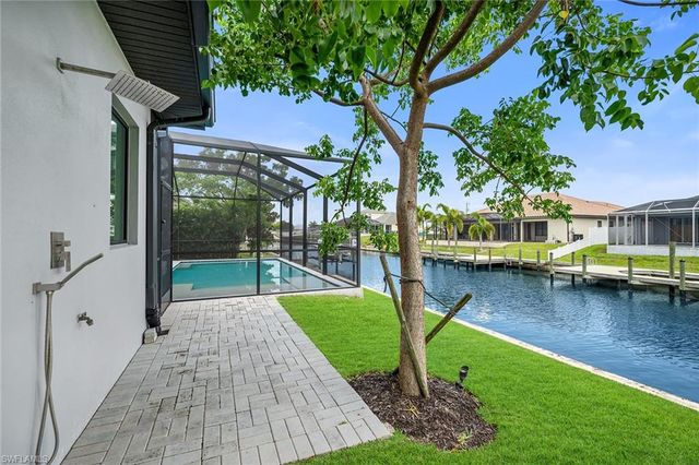 1905 29th TER, Cape Coral, FL 33914