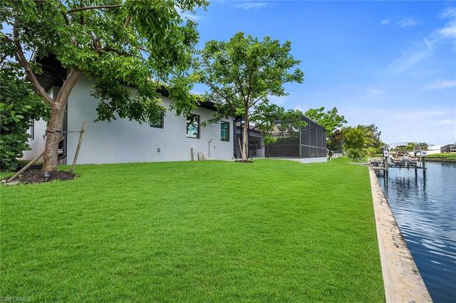 1905 29th TER, Cape Coral, FL 33914