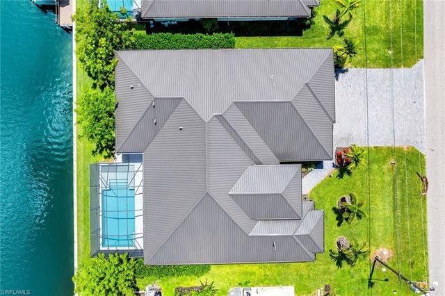 1905 29th TER, Cape Coral, FL 33914
