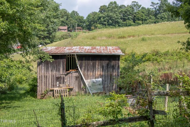 863 V I Ranch Road, Bristol, TN 37620
