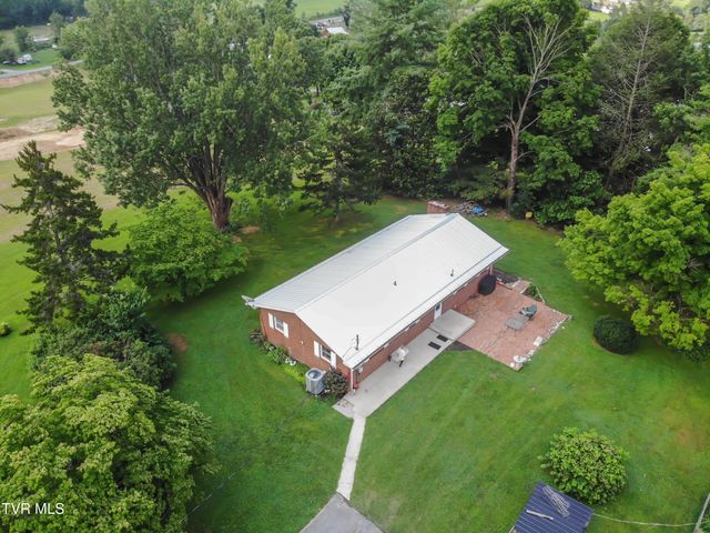 863 V I Ranch Road, Bristol, TN 37620