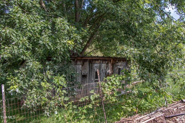 863 V I Ranch Road, Bristol, TN 37620