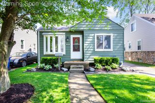 15632 Leona Drive, Redford Charter Township, MI 48239
