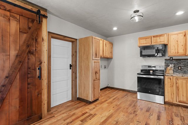 624 County Road 3737, Bridgeport, TX 76426