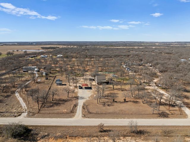 624 County Road 3737, Bridgeport, TX 76426