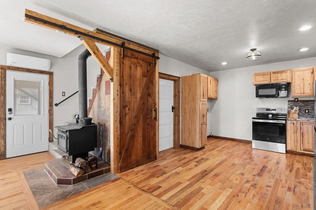 624 County Road 3737, Bridgeport, TX 76426