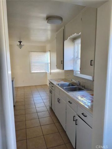 773 E Phillips Boulevard, Pomona, CA 91766