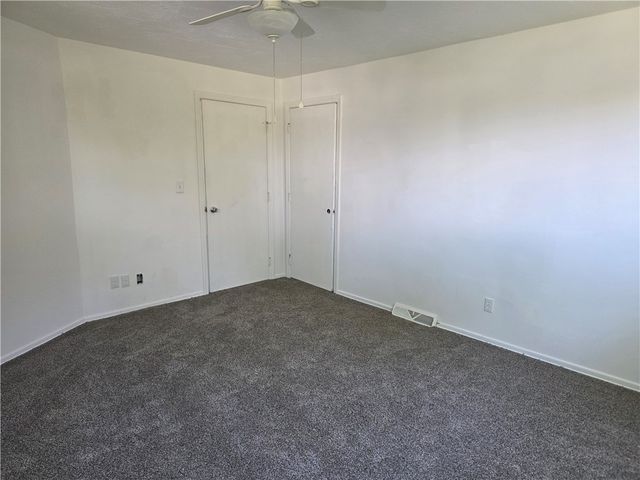 726 E 9th Ave, Munhall, PA 15120
