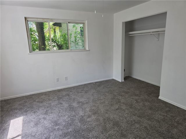 726 E 9th Ave, Munhall, PA 15120