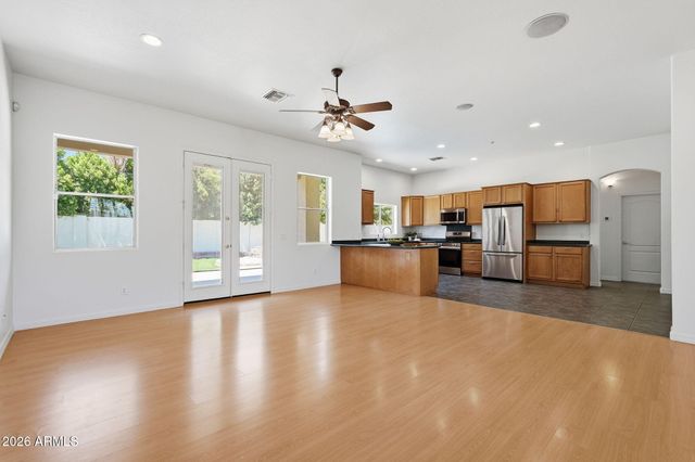 6844 E FRIESS Drive, Scottsdale, AZ 85254
