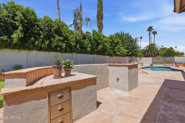 6844 E FRIESS Drive, Scottsdale, AZ 85254