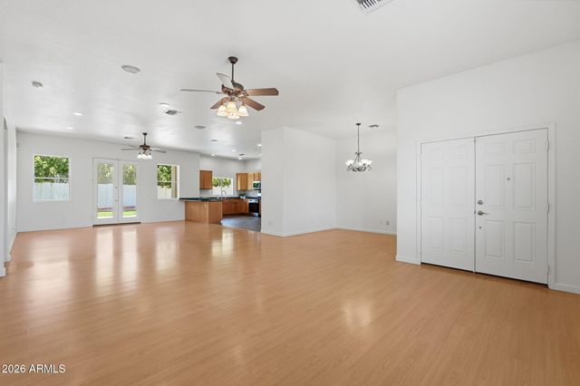 6844 E FRIESS Drive, Scottsdale, AZ 85254