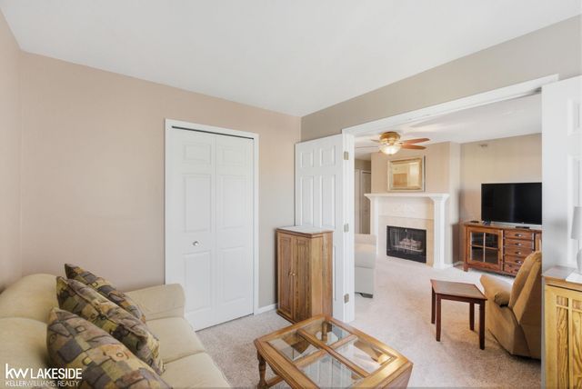 15090 Northpointe Drive, Sterling Heights, MI 48313